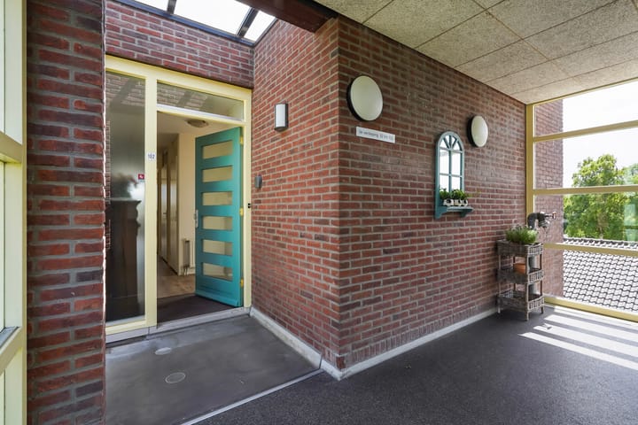 Foto 11 van Meidoornlaan 102