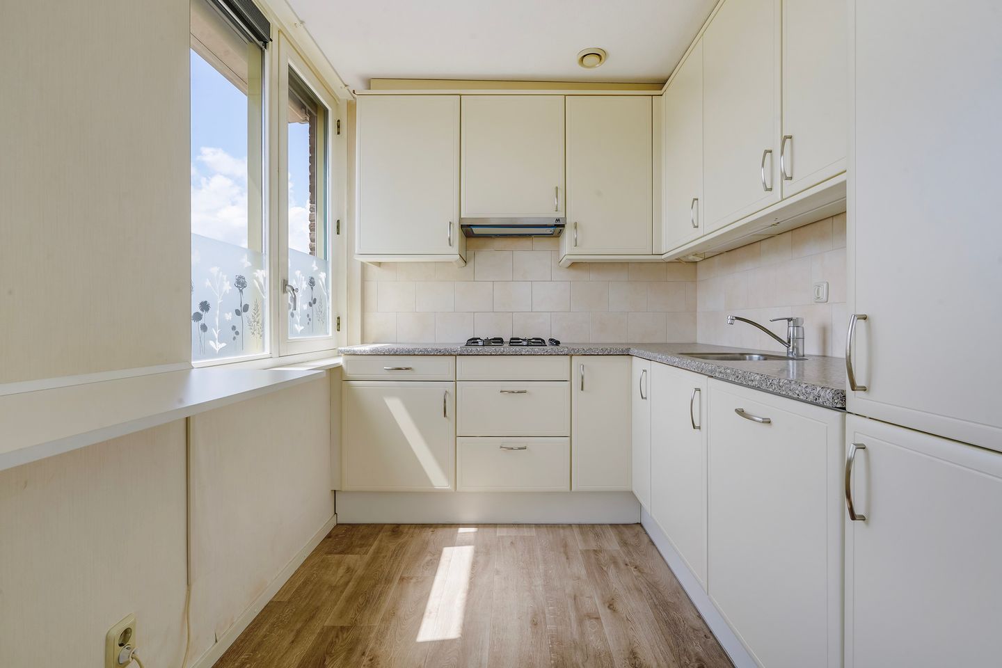 Foto 25 van Meidoornlaan 102