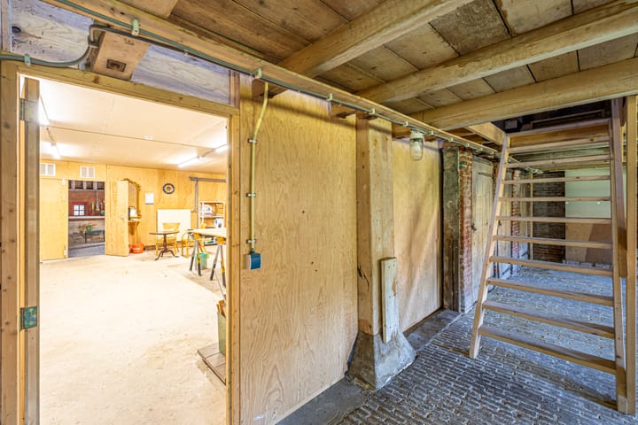 Photo 86 of Master fan Loanstrjitte 31