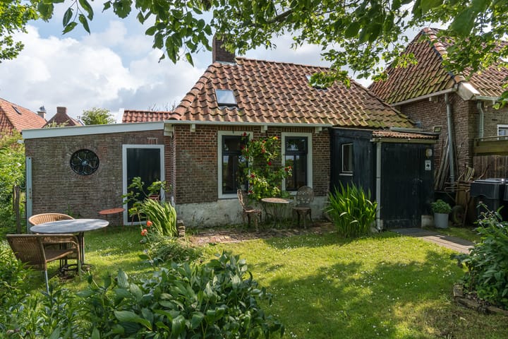 Photo 5 of Reddingsboatreed 12