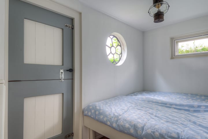 Photo 23 of Reddingsboatreed 12