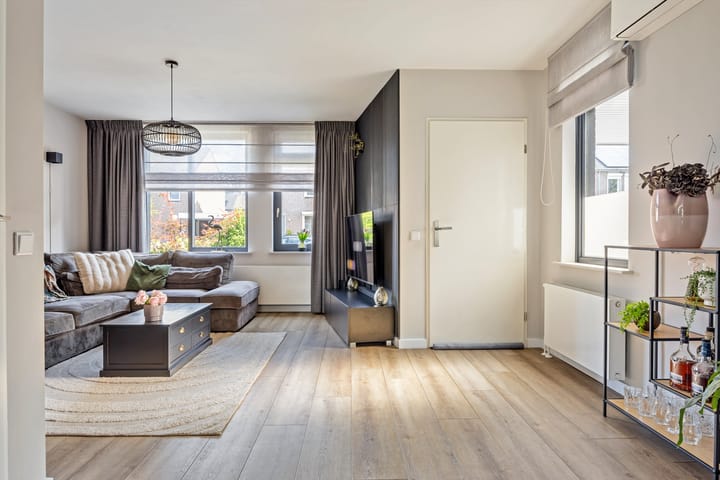 Foto 6 van 18 novemberring 52-A