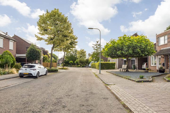 Foto 44 van 18 novemberring 52-A