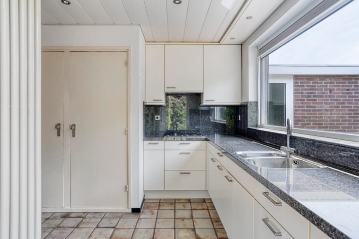 Foto 15 van Landsteinerstraat 49