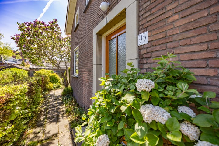 Foto 37 van van Vredenburchweg 95