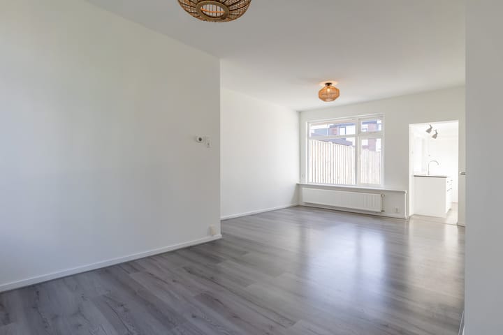 Foto 8 van Cornelis Evertsenstraat 8