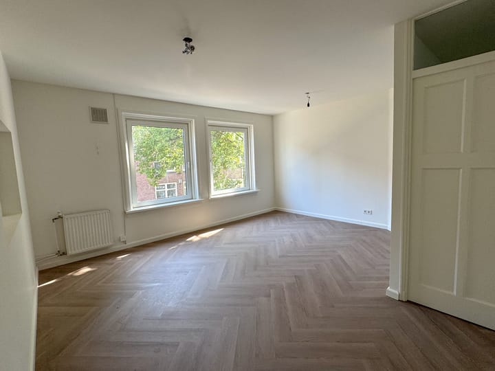 Foto 2 van Van Rensselaerstraat 8-2