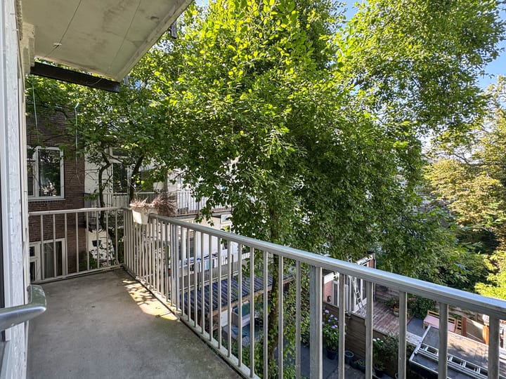 Foto 17 van Van Rensselaerstraat 8-2