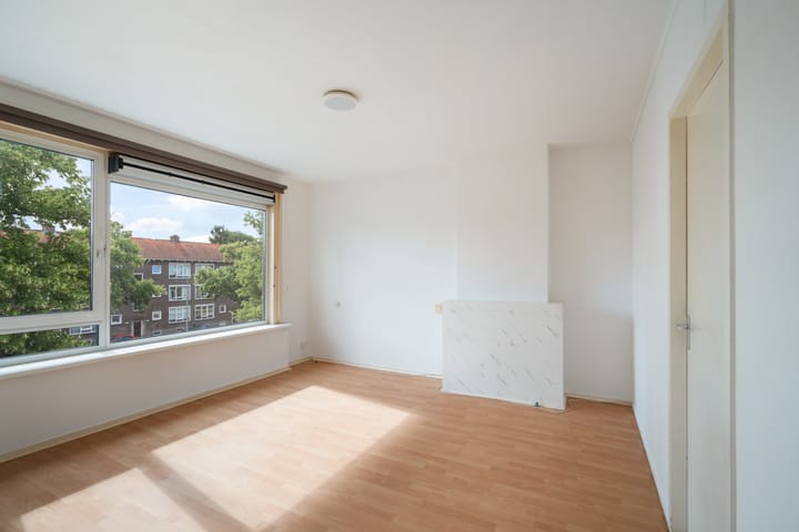 Photo 8 of Dorpsweg 123-C