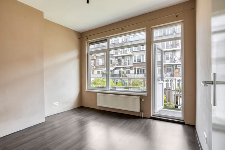 Foto 8 van Flakkeesestraat 51-B