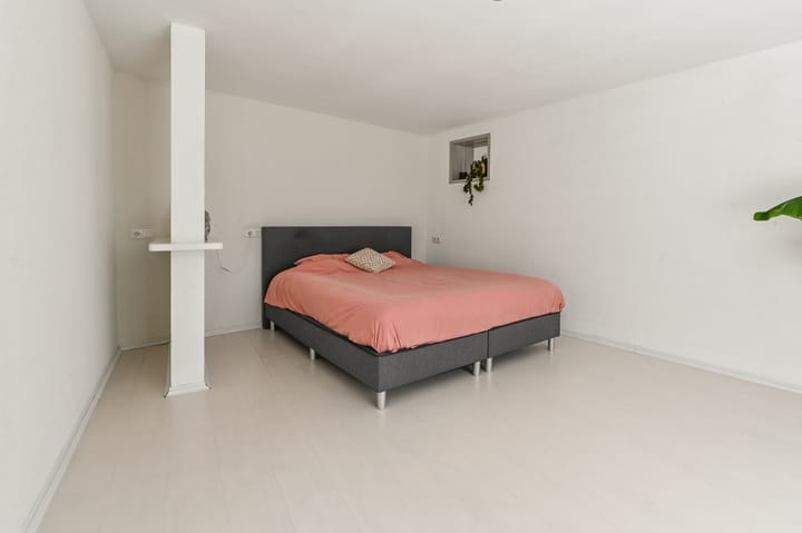 Photo 16 of Meerstraat 20