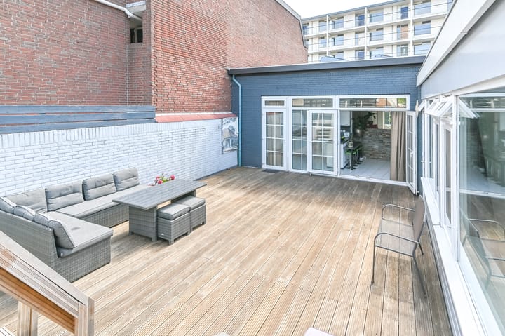 Photo 34 of Meerstraat 20