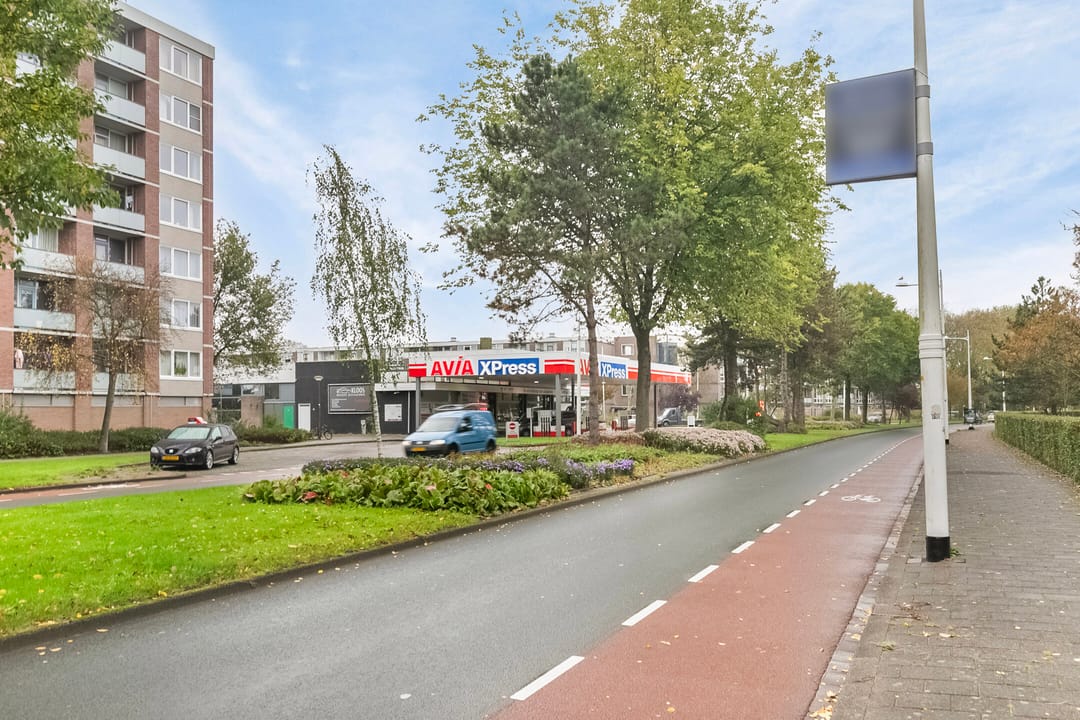 Photo 16 of Albertina Agnesstraat 154