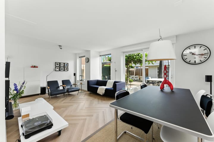 Foto 14 van Lijsterbeshof 1