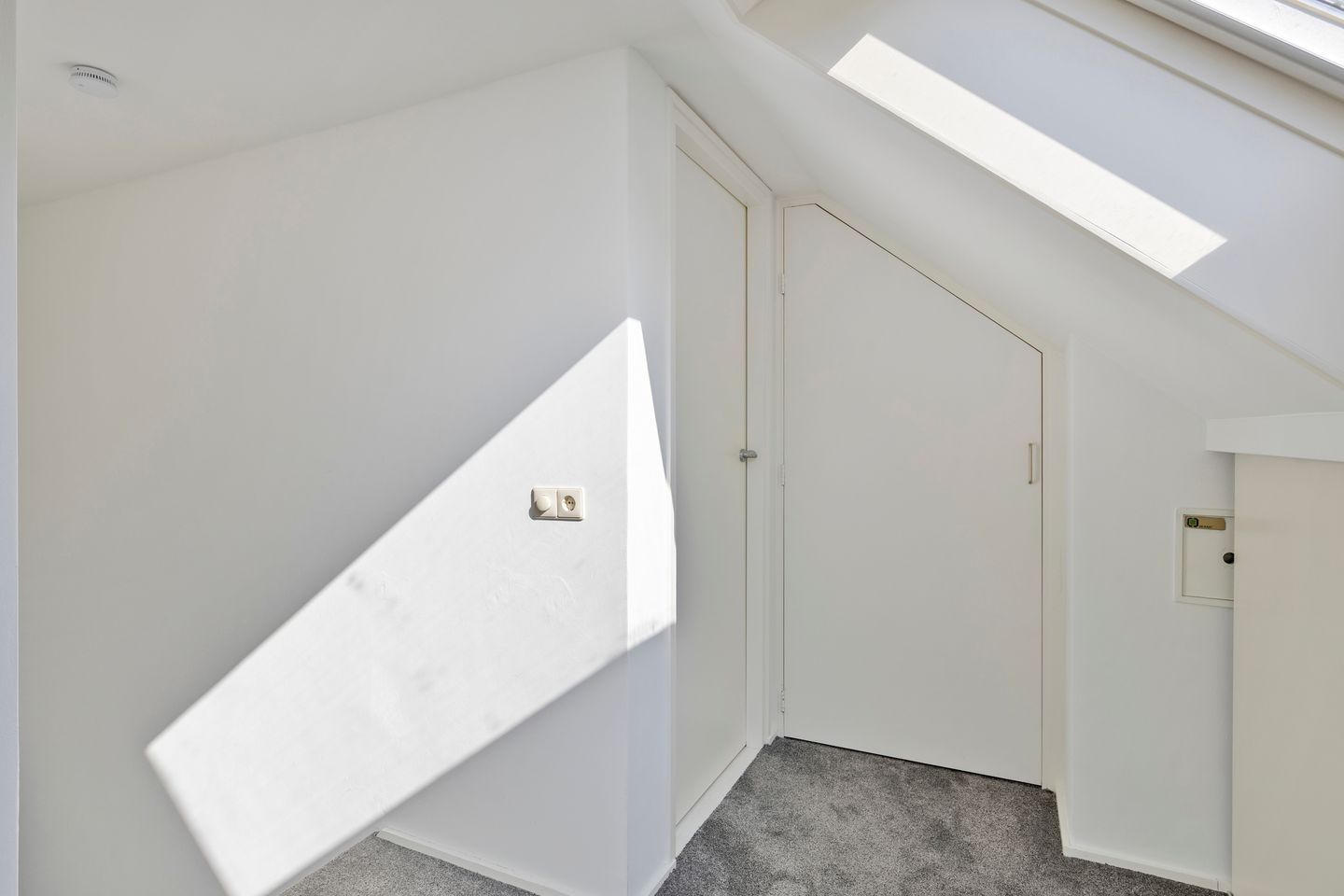 Photo 14 of Dorpstraat 9-B