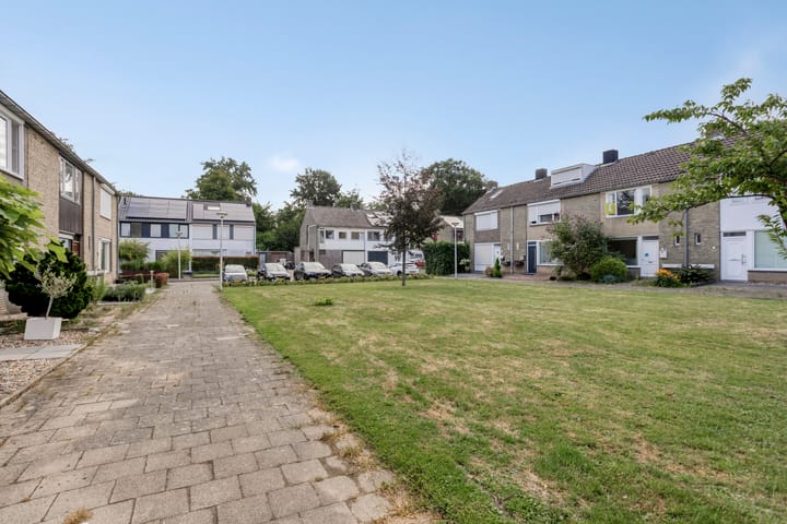 Photo 8 of Steenmetsersdreef 10