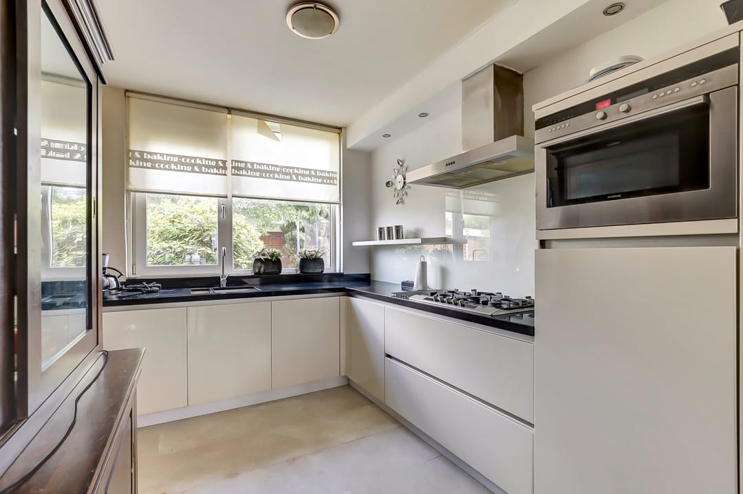 Photo 2 of Hugo van Voorneweg 66