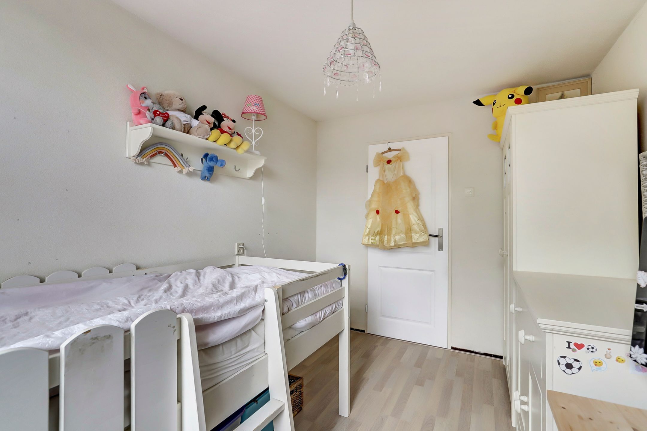 Photo 18 of Hugo van Voorneweg 66