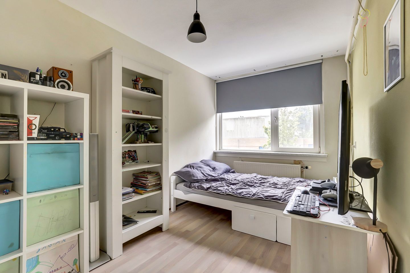 Photo 20 of Hugo van Voorneweg 66