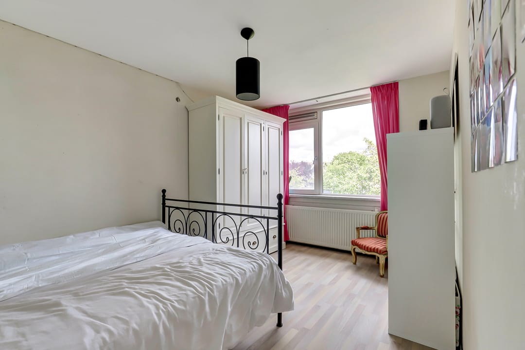 Photo 22 of Hugo van Voorneweg 66