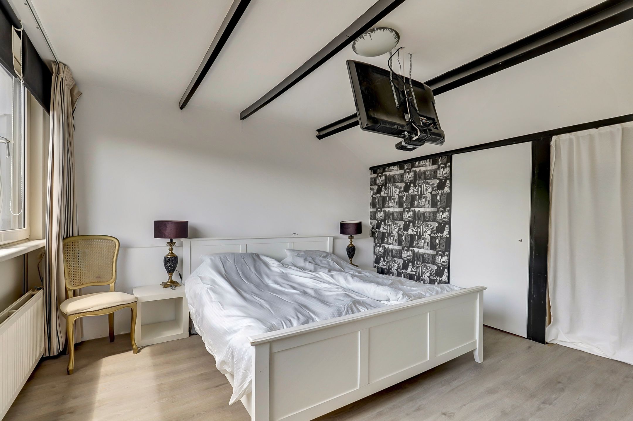 Photo 24 of Hugo van Voorneweg 66