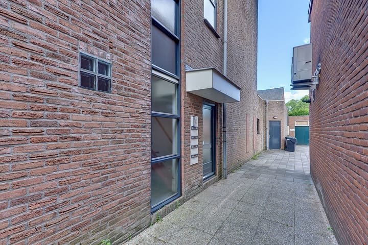 Foto 8 van Stationsstraat 105-E