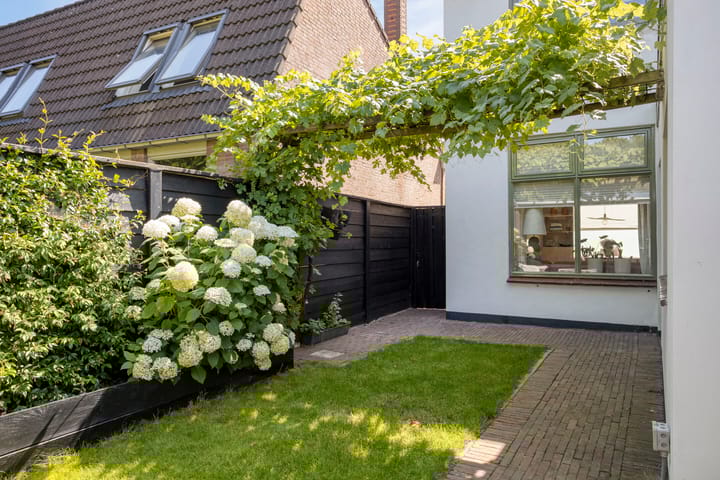 Photo 32 of Langenholterweg 35