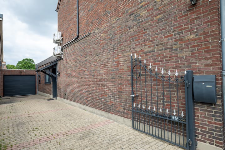 Photo 21 of Kanunnik van Nuijsstraat 67