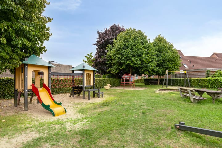 Photo 28 of Sichemstraat 4