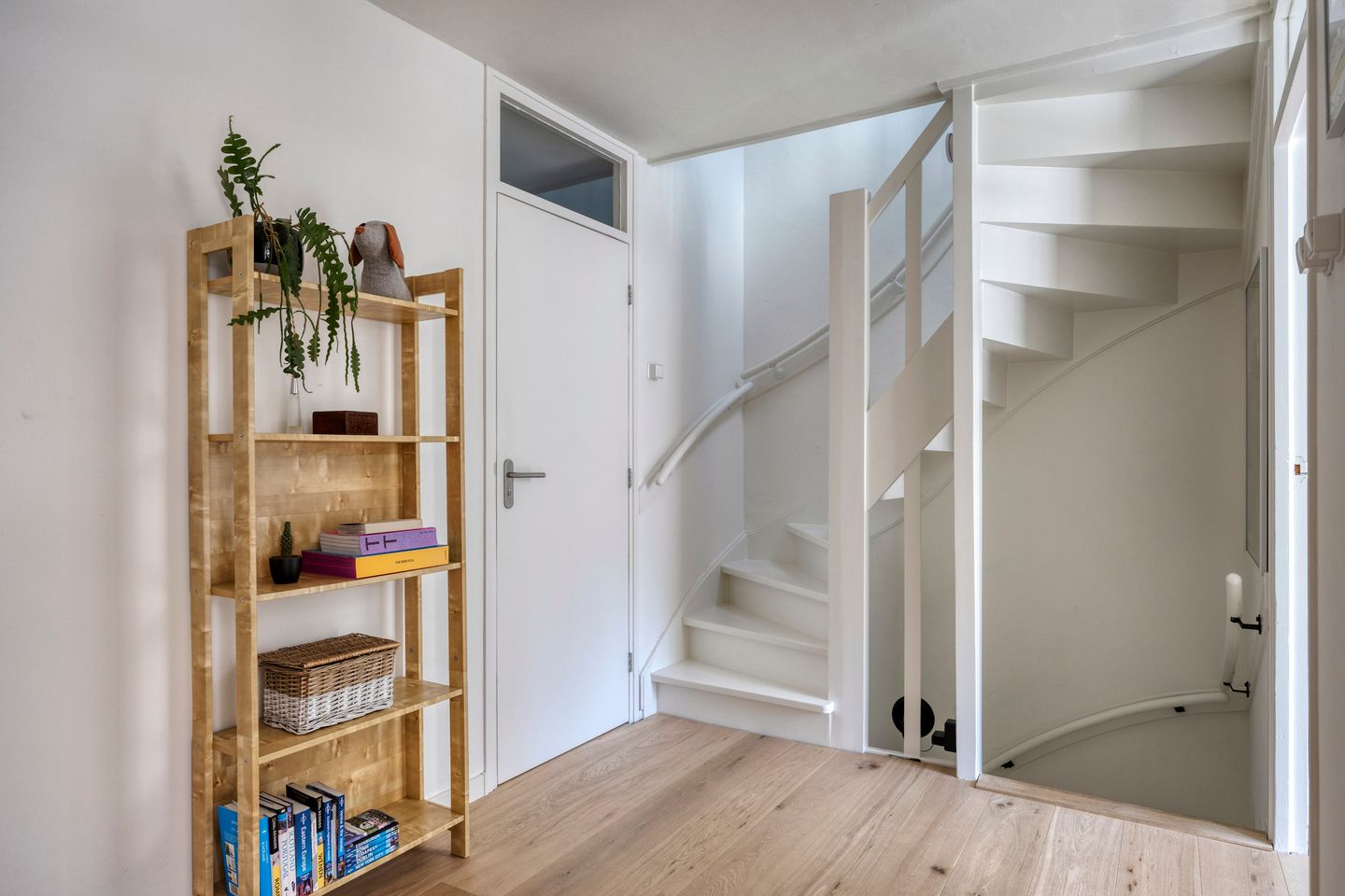 Photo 10 of Titus Brandsmastraat 32