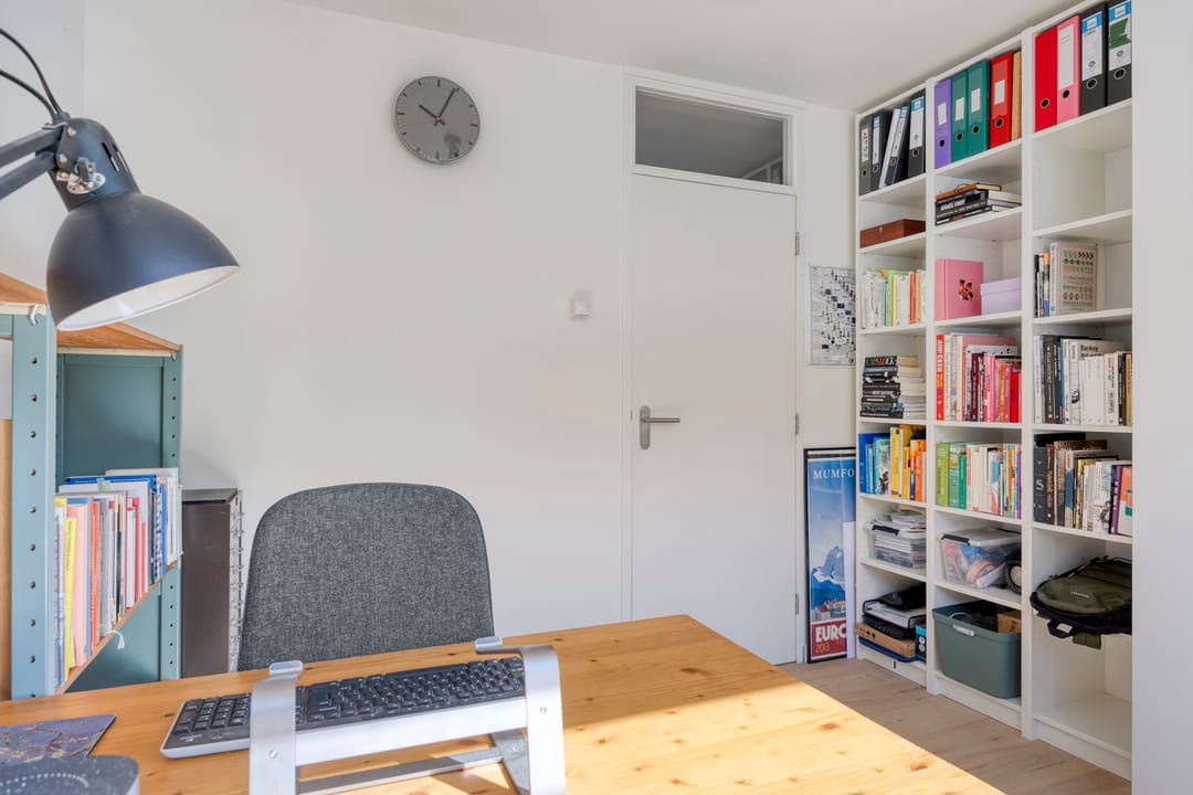 Photo 17 of Titus Brandsmastraat 32