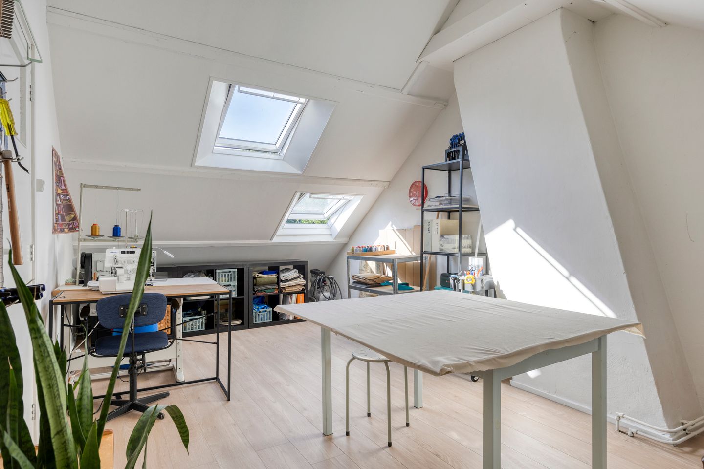 Photo 19 of Titus Brandsmastraat 32