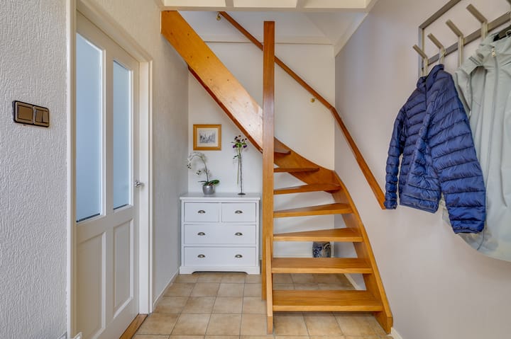 Photo 11 of Prins Bernhardstraat 72