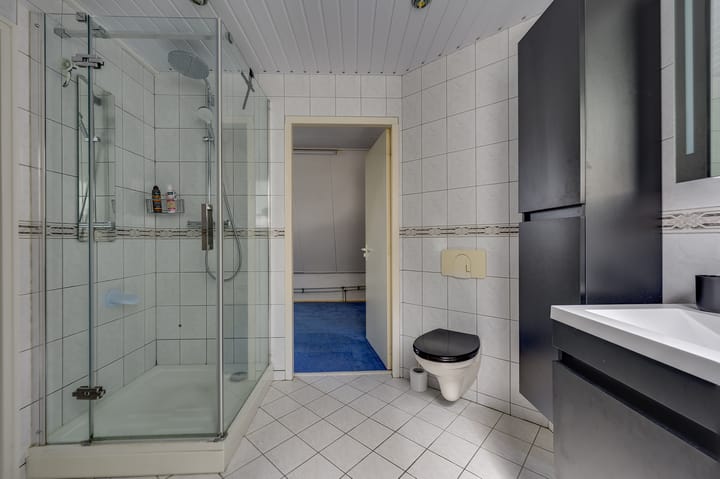 Photo 34 of Prins Bernhardstraat 72