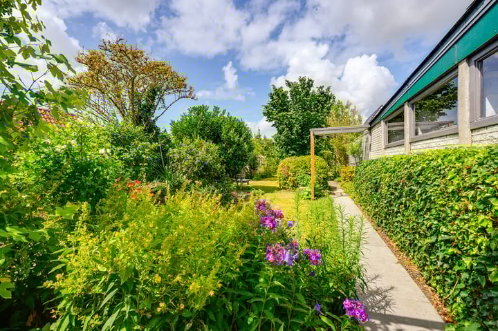 Photo 43 of Prins Bernhardstraat 72