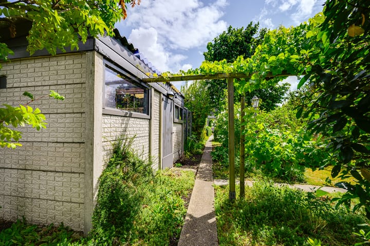 Photo 50 of Prins Bernhardstraat 72