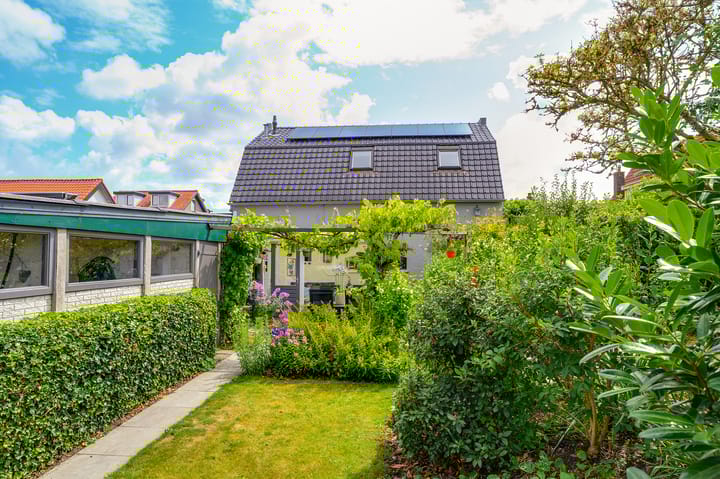 Photo 55 of Prins Bernhardstraat 72