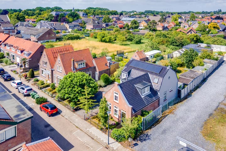 Photo 61 of Prins Bernhardstraat 72