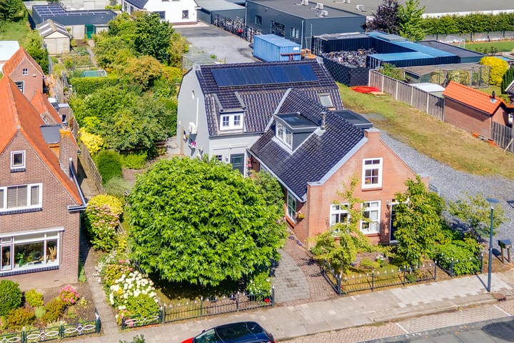 Photo 62 of Prins Bernhardstraat 72