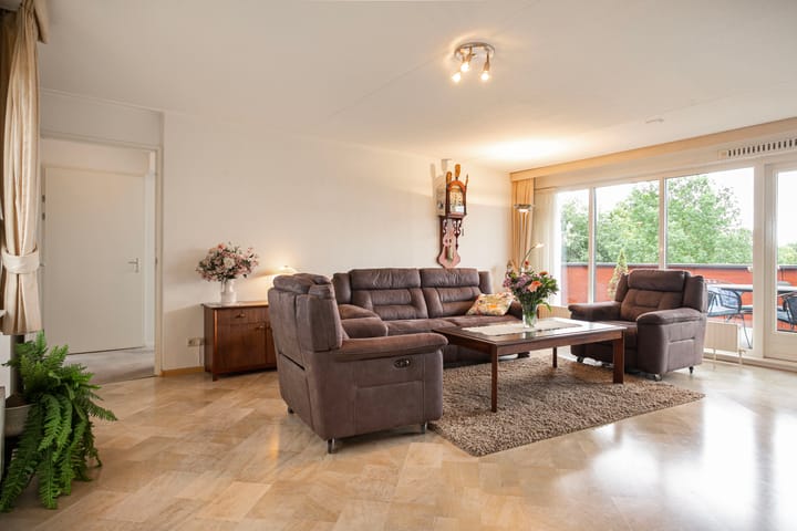 Foto 10 van Burgemeester van Dijkeplein 104