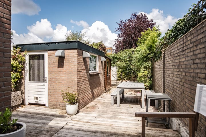 Foto 24 van Borneostraat 57