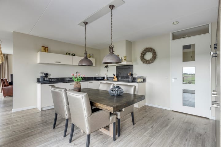 Photo 14 of Sportlaan 86