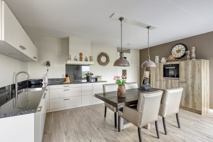 Photo 16 of Sportlaan 86