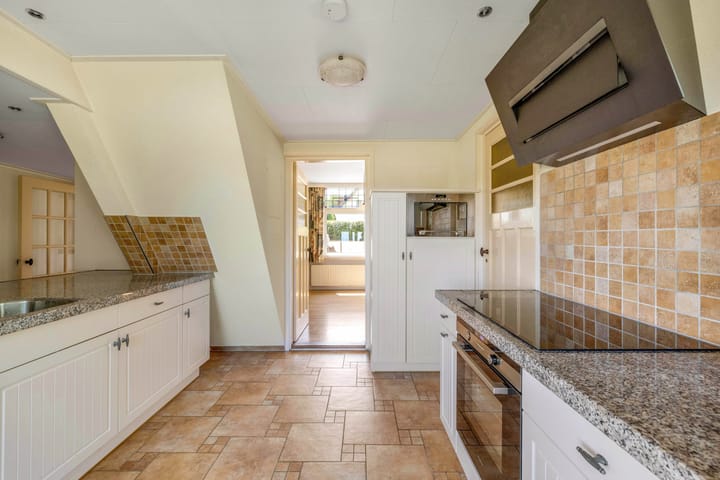 Foto 8 van Dorpsdijk 69