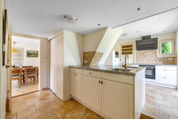 Foto 9 van Dorpsdijk 69