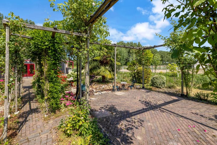 Foto 32 van Dorpsdijk 69