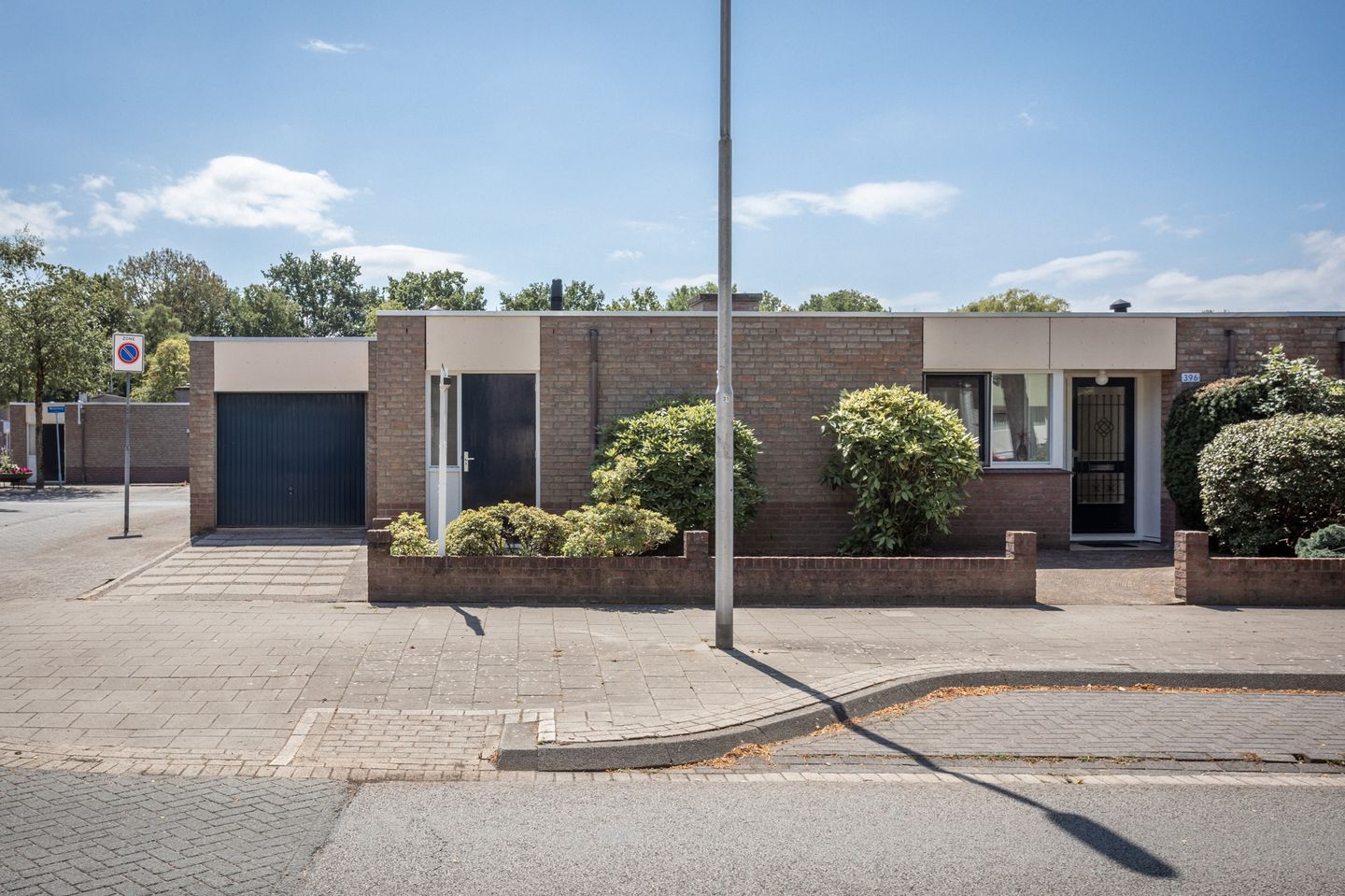 Photo 1 of Sterkenburg 396