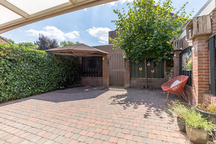 Foto 16 van Tulpenstraat 11