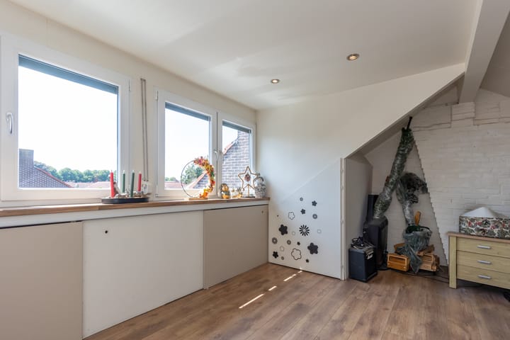 Foto 30 van Tulpenstraat 11