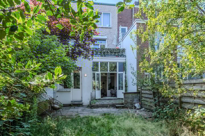 Photo 5 of Pater Brugmanstraat 11